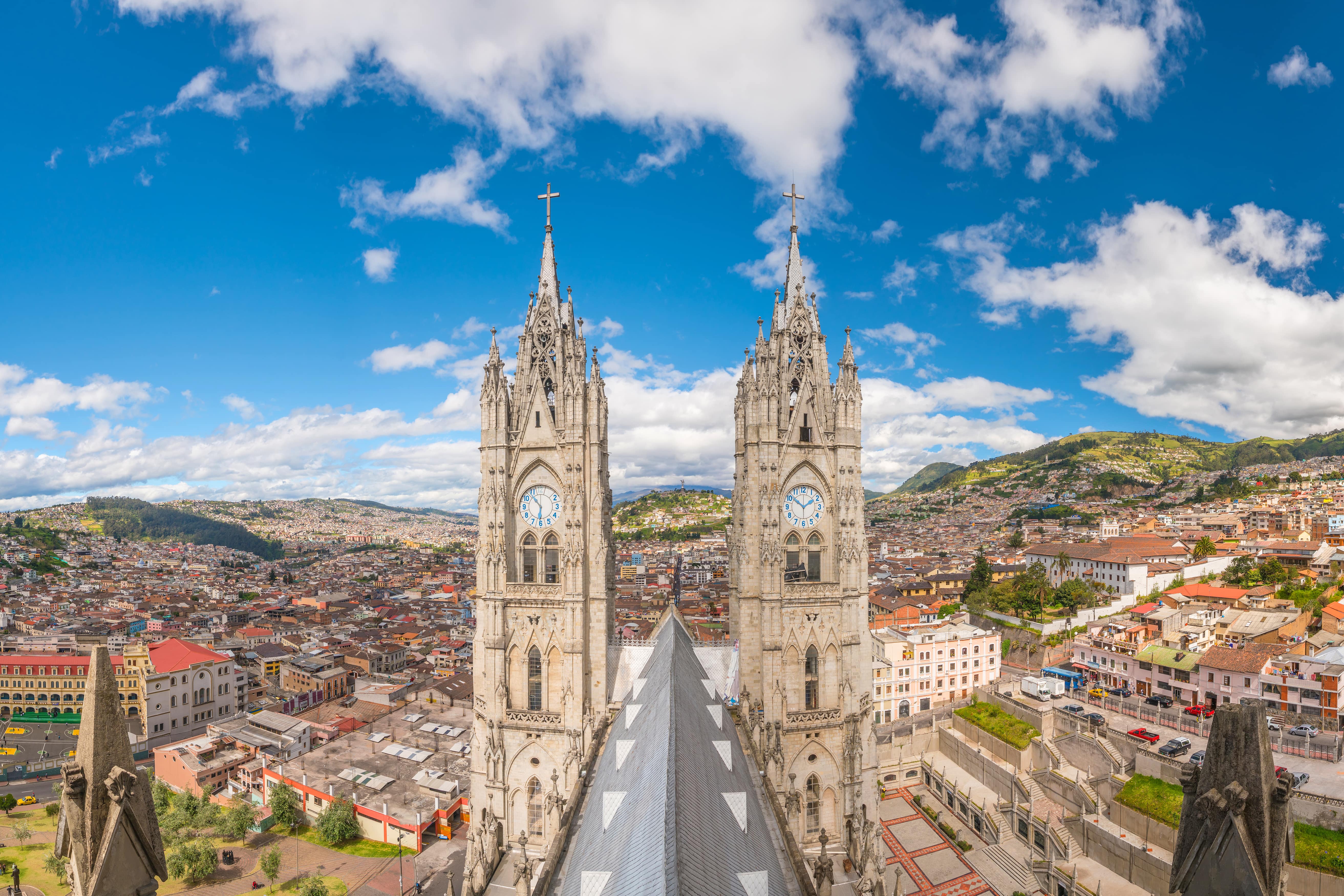 Basílica do Voto Nacional - Quito, Equador